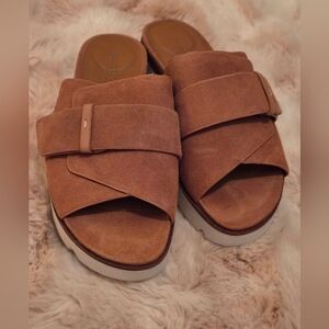 Gentle Souls Brown Suede Slide Sandals By Kenneth Cole